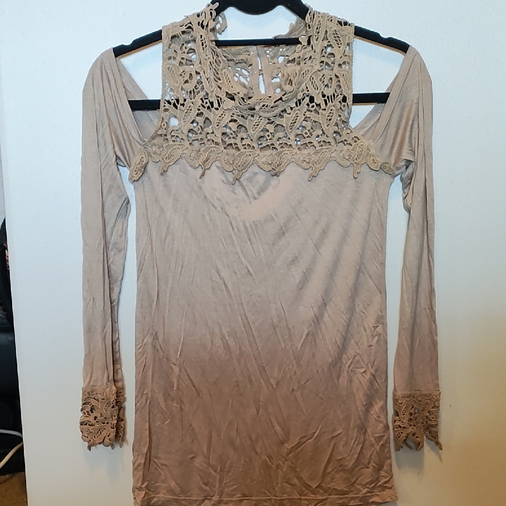 Rue21 Taupe Long Sleeve Top